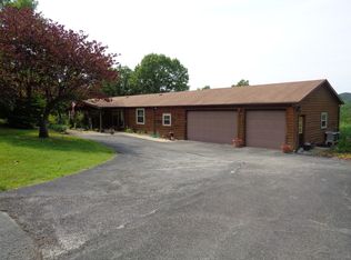 451 Jessi Rd, Forsyth, MO 65653