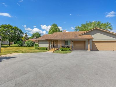 5043 S Stonehedge Dr, Milwaukee, WI, 53220