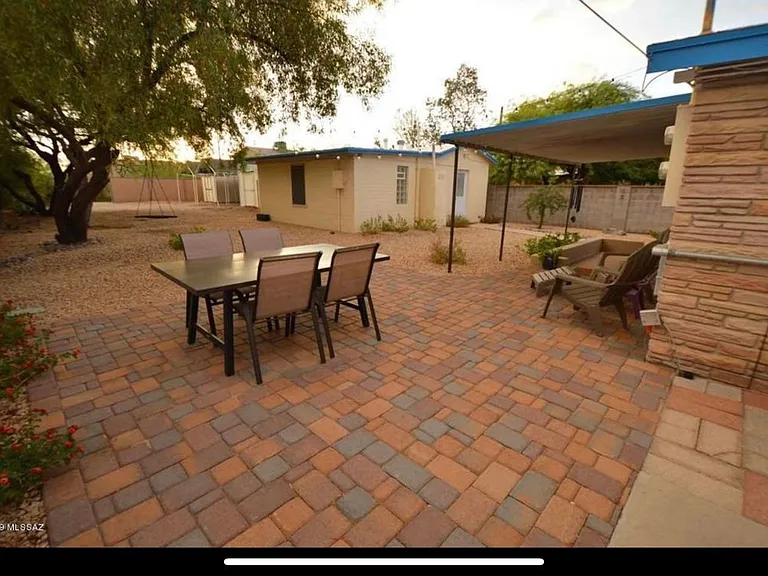 2469 N Santa Rita Ave — Photo 8