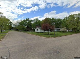 673 E Lincoln Rd, New Richmond, WI 54017