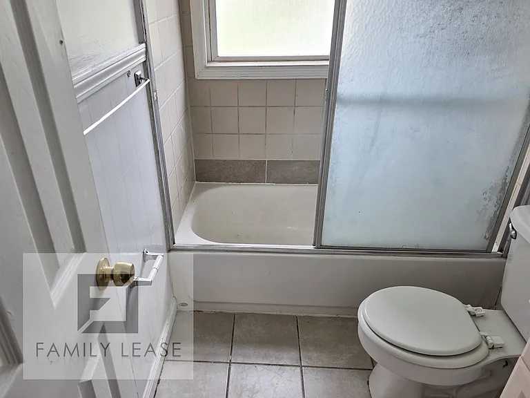 515 Saint Barbara Ln — Photo 17