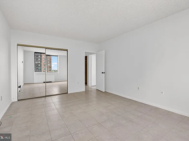 3701 S George Mason Dr #915N — Photo 3
