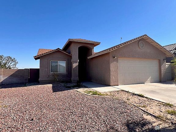 3rd image of 403 N Terrazas Dr