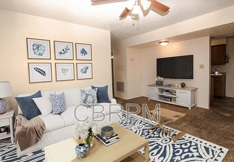 101 Teakwood Dr #J — Photo 2