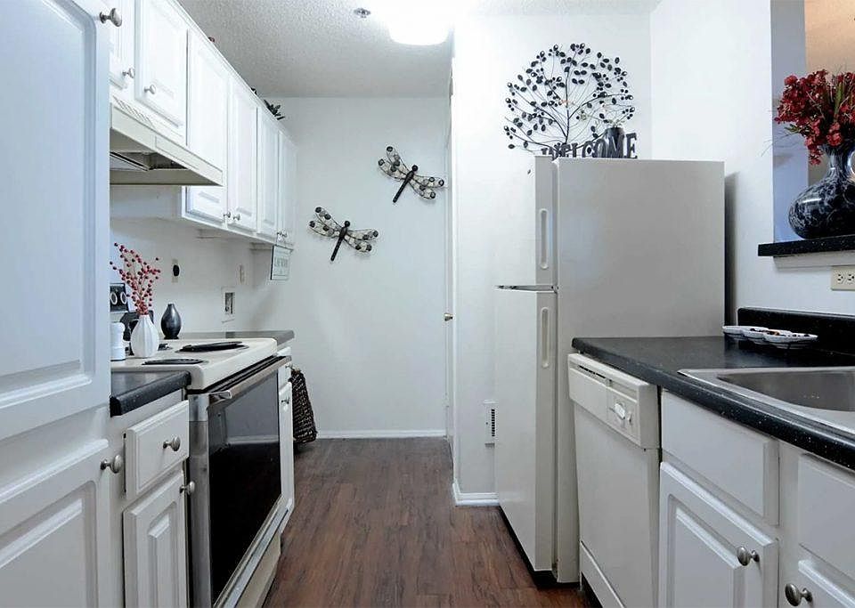 1st image of 1310 Wood Bend Dr #1B-1Ba-738Sqft