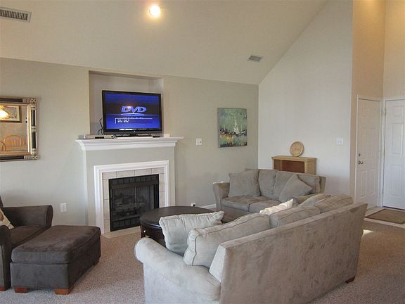 3rd image of 1743 Asbury Ave