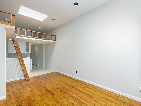 3rd image of 424 E 75th St APT 5D
