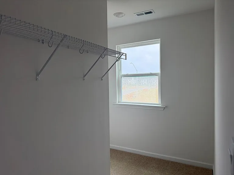 228 Chapel St — Photo 48