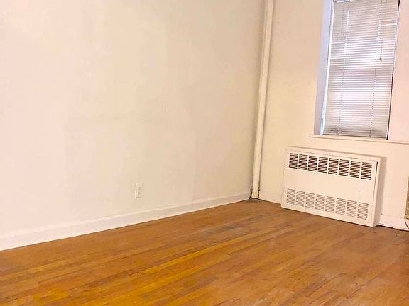3rd image of 34 W 83rd St APT F