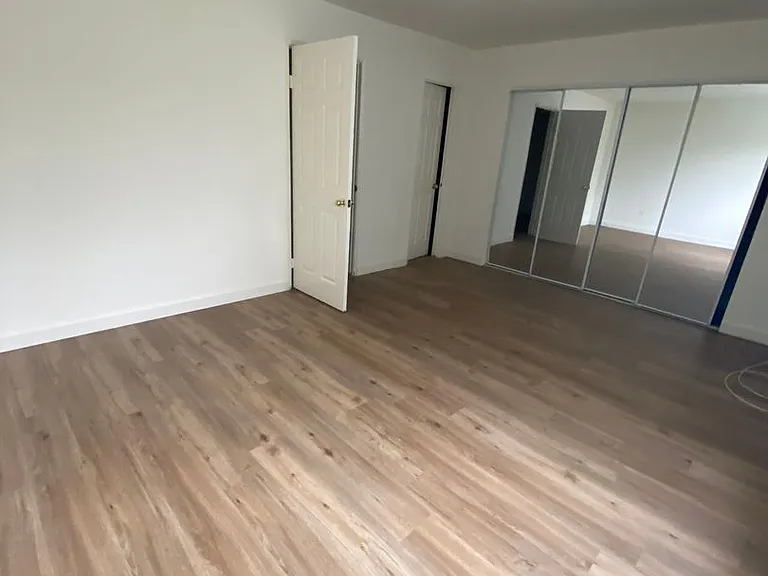 10655 Sherman Grove Ave — Photo 7