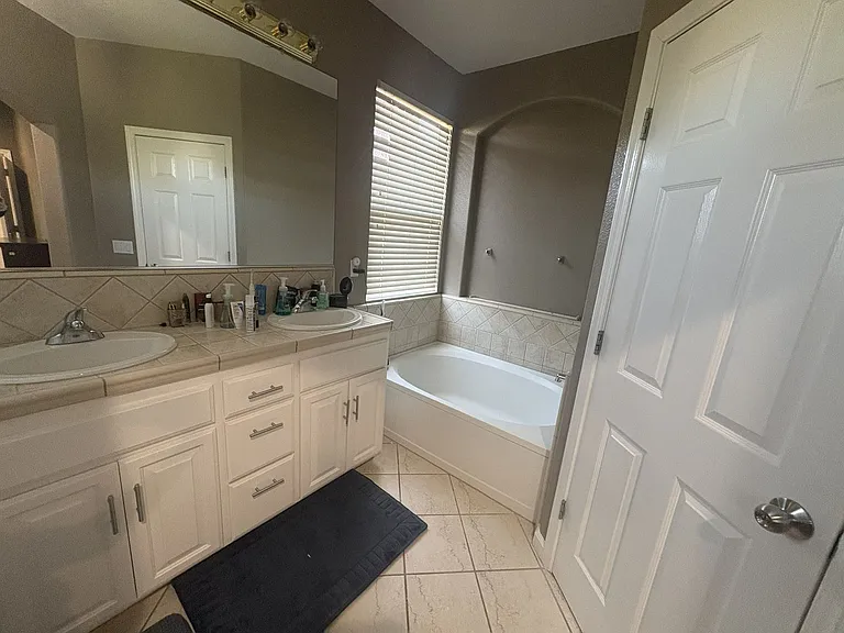 9745 W Taron Dr — Photo 18