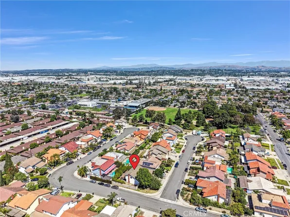 1021 N Windsor St, Anaheim, CA 92805