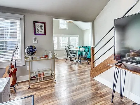 314 25 1/2 St — Photo 5