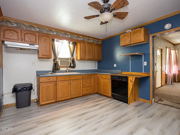 5th image of 804 N Moening St