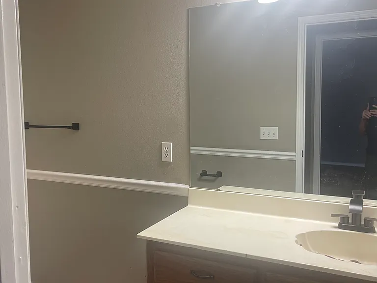 220 Ravenwood Blvd — Photo 7