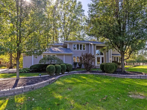 1565 Taylor Corners Cir, Blacklick, OH 43004