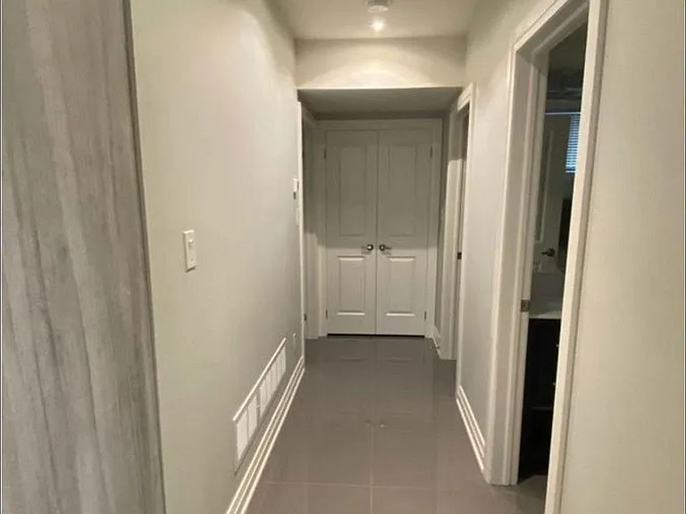 31 Alma Ave #1 — Photo 7
