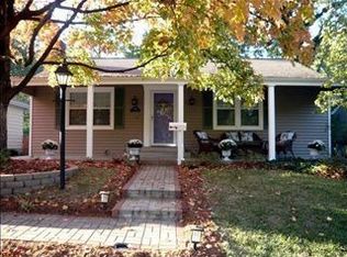 834 Alexandra Ave, Saint Louis, MO