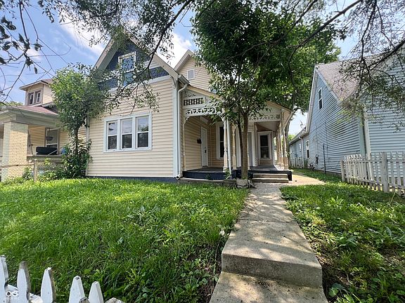 2nd image of 1153 Villa Ave
