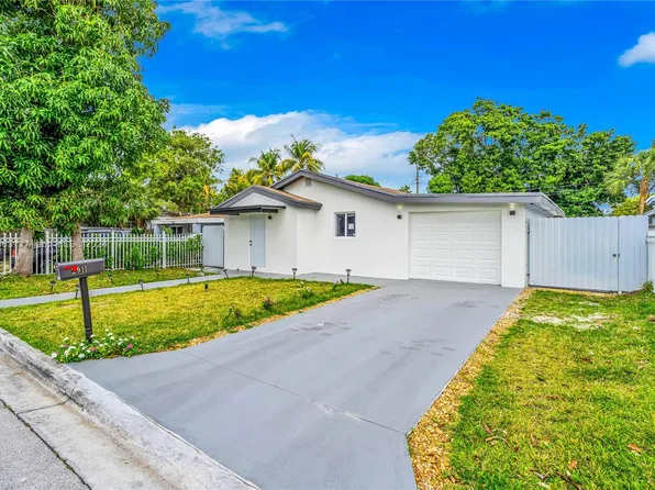 2911 NW 7th Ct, Pompano Beach, FL 33311