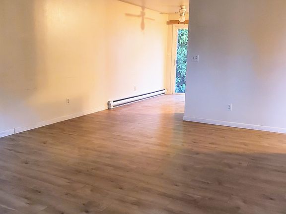 3rd image of 900 River Loop 1