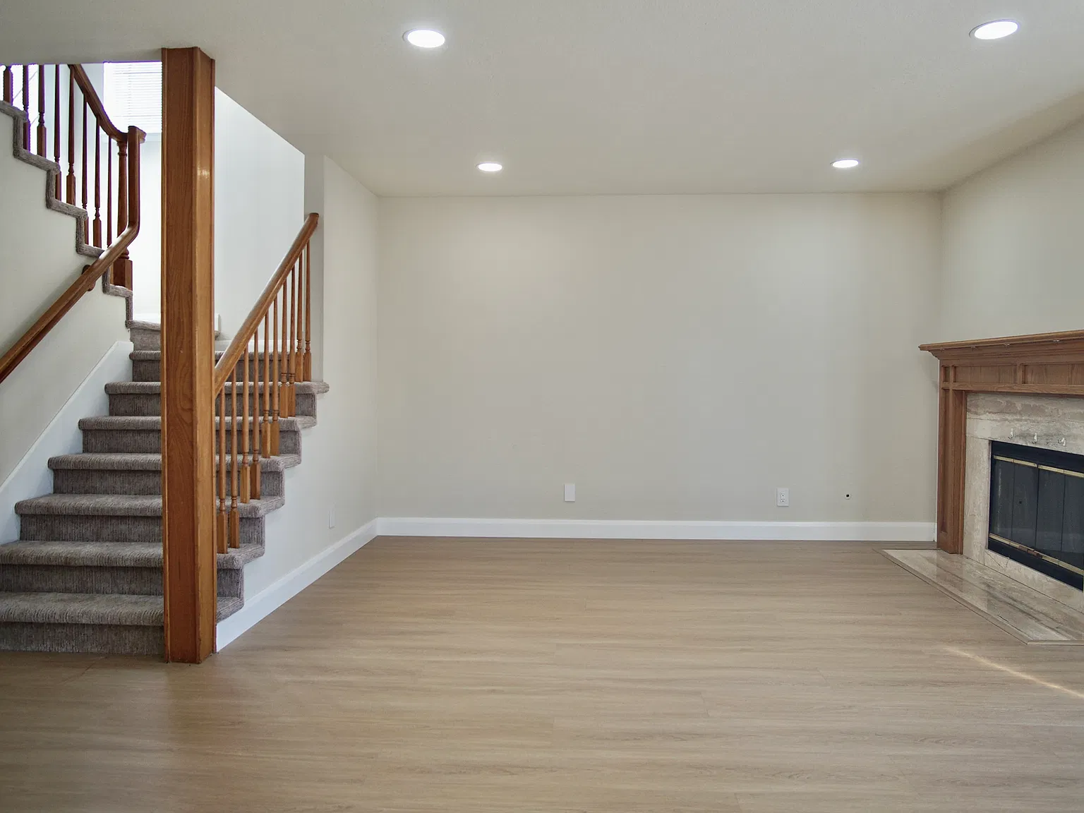 3 bed, 2.5 bath, 1834 sqft, $4,500 — Photo 2