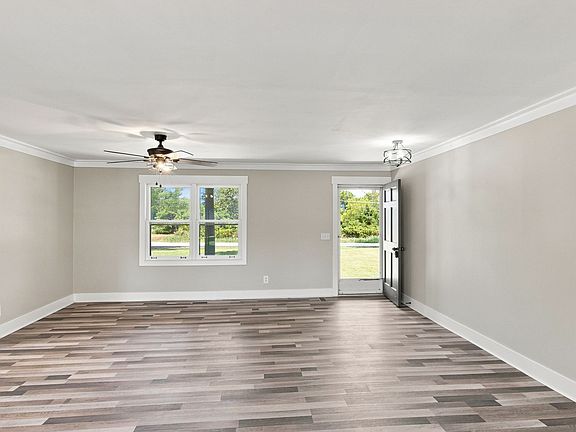 4th image of 1261 Harrison Rd