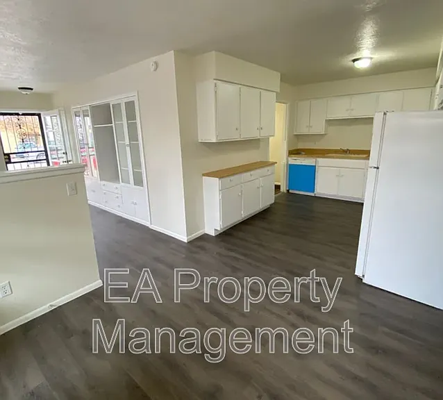 12912 Marva Pl SE — Photo 10