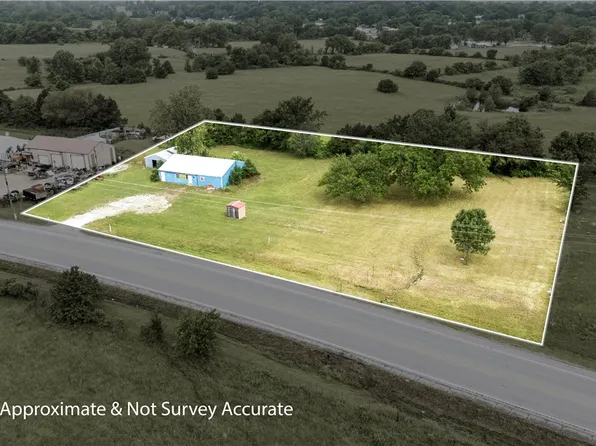 26095 State Highway 37, Seligman, MO 65745