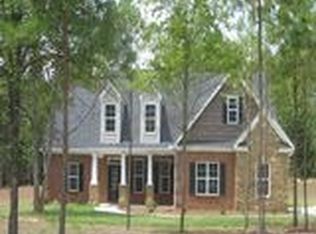 145 Walkers Way, Commerce, GA 30530