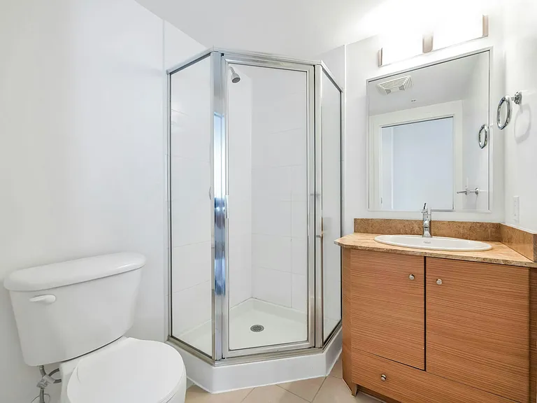928 Homer St #1601 — Photo 15