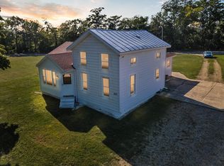 655 Divine Hwy, Portland, MI 48875