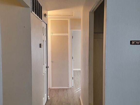 5th image of 7503 Alexander Ave