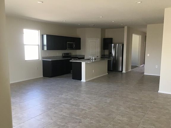 5th image of 30785 W Columbus Ave