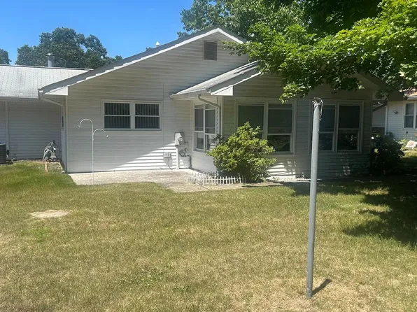 231 Elmtowne Blvd, Hammonton, NJ 08037