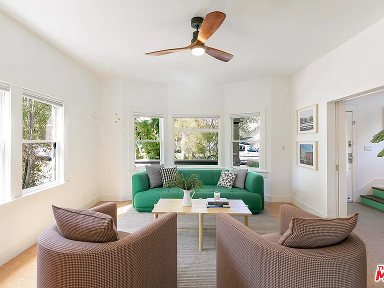 5676 Hub St — Photo 14
