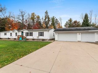 401 Julie St, Crivitz, WI 54114