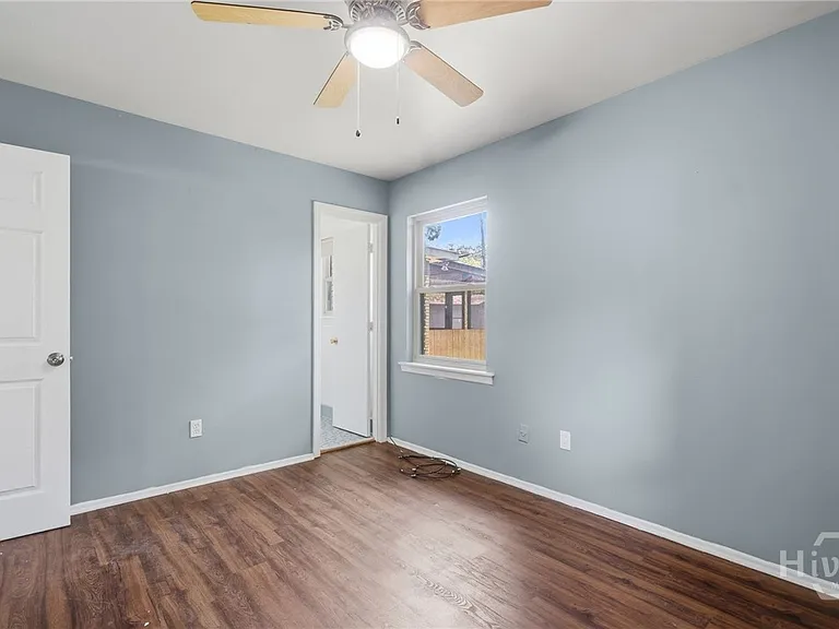 3 Monica Blvd — Photo 30