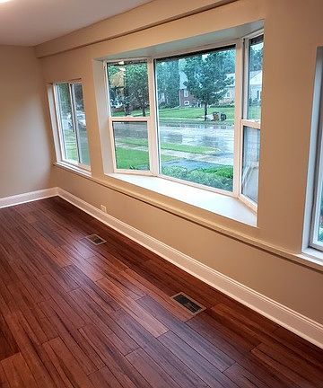 4th image of 229 Villa Ave