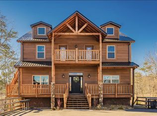 1172 Woodland Trek Ln, Sevierville, TN 37876