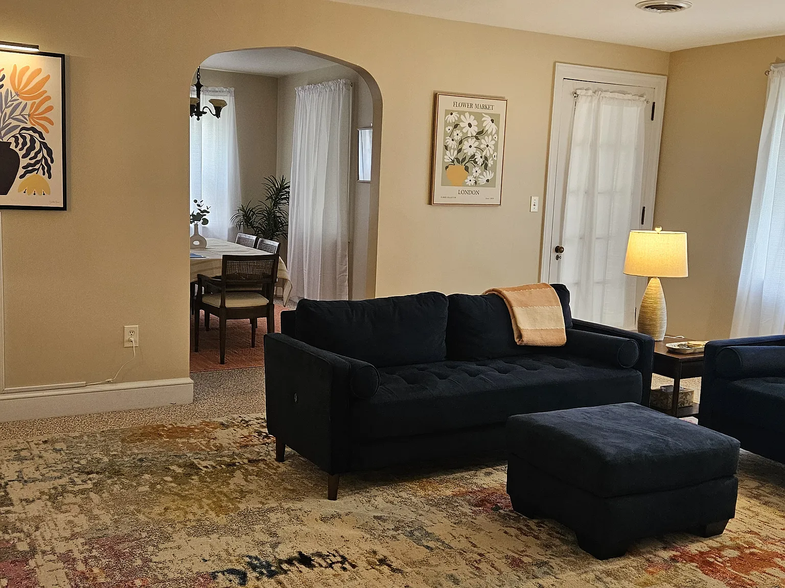 2 bed, 1150 sqft, $1,950 — Photo 2