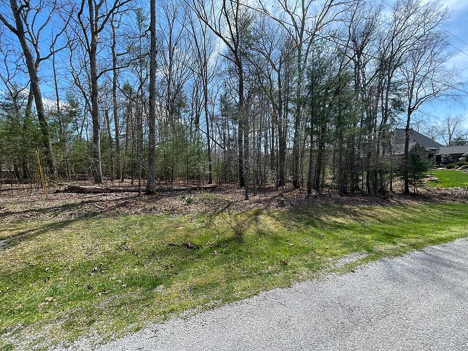 1st image of Leyden Dr