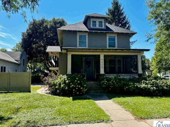 328 W Grace St, Saint Peter, MN 56082