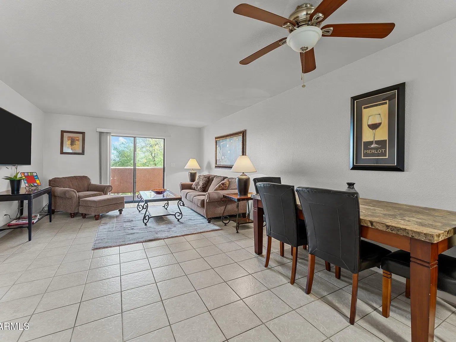 540 S West Rd — Photo 3