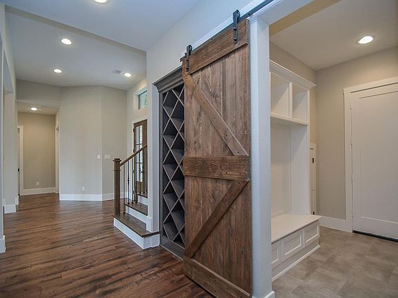 5th image of 5403 Waterbeck St