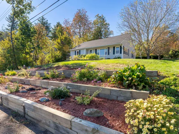 59 Pike Street, Nashua, NH 03060