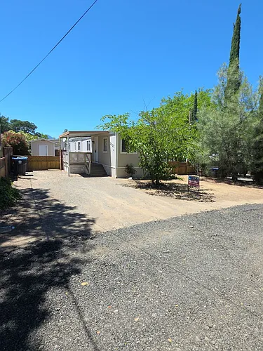 3327 Green Ave Photo 1