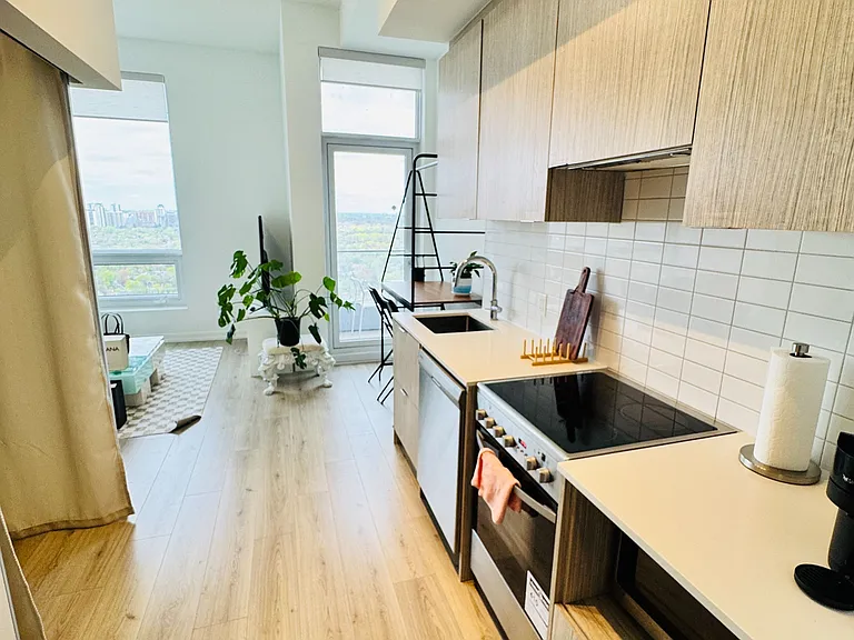 395 Bloor St E #2807 — Photo 5