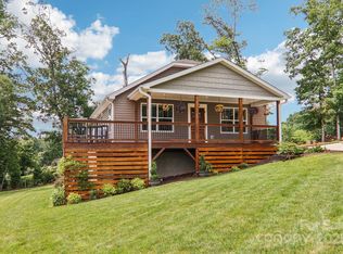 135 Ivey Farms Rd, Candler, NC 28715