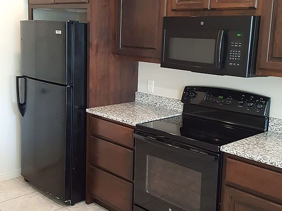5th image of 370 W Buena Vista Blvd #86